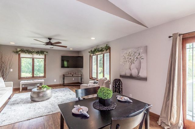 E8130 FLEASE ROAD, New London, WI 54961