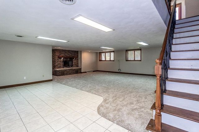 E8130 FLEASE ROAD, New London, WI 54961