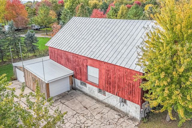 E8130 FLEASE ROAD, New London, WI 54961