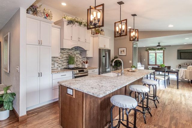 E8130 FLEASE ROAD, New London, WI 54961