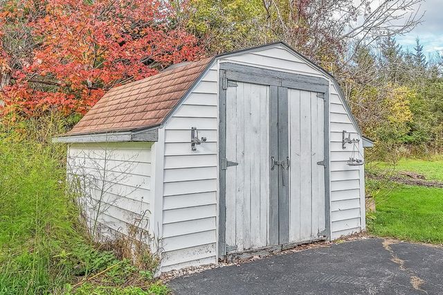 E8130 FLEASE ROAD, New London, WI 54961