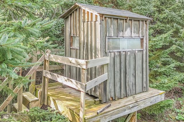 E8130 FLEASE ROAD, New London, WI 54961