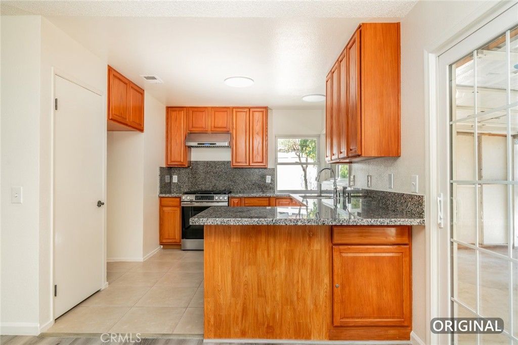 Image 9 of property listing at 12336 Shasta Place, Moreno Valley, CA 92557