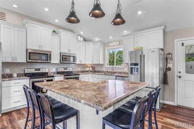 1515 Madison 404, Fredericktown, MO 63645