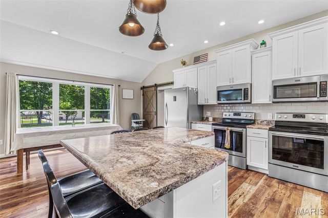 1515 Madison 404, Fredericktown, MO 63645
