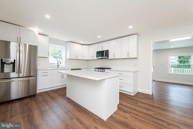 142 WYNDMOOR RD, Havertown, PA 19083