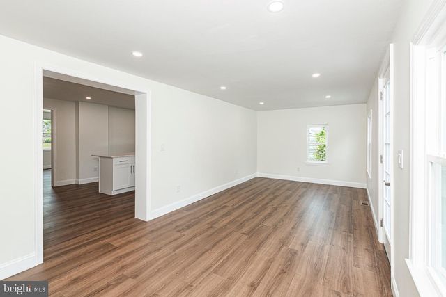 142 WYNDMOOR RD, Havertown, PA 19083