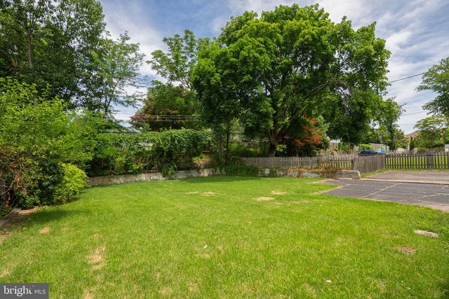 142 WYNDMOOR RD, Havertown, PA 19083