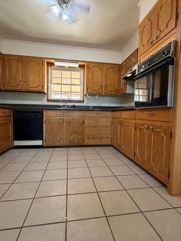 303 S Rollins, Fort Stockton, TX 79735