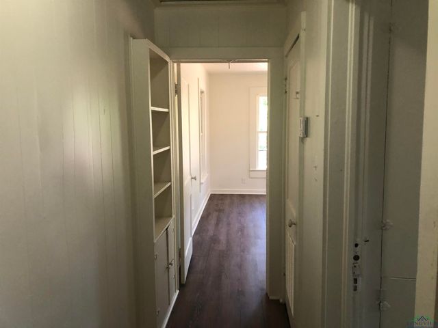 602 Premier Road, Longview, TX 75604