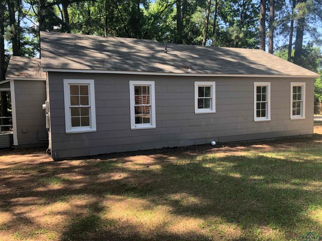602 Premier Road, Longview, TX 75604