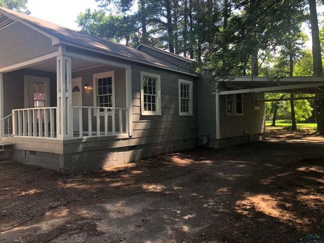 602 Premier Road, Longview, TX 75604