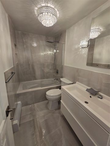 83 18 149th Avenue, Howard Beach, NY 11414