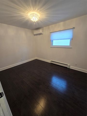 83 18 149th Avenue, Howard Beach, NY 11414