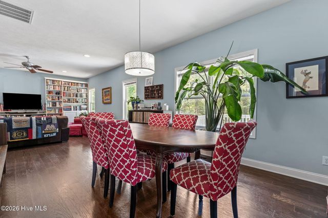 355 Queens Cove Way, Whispering Pines, NC 28327