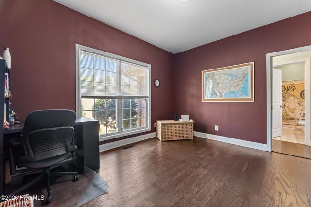 355 Queens Cove Way, Whispering Pines, NC 28327