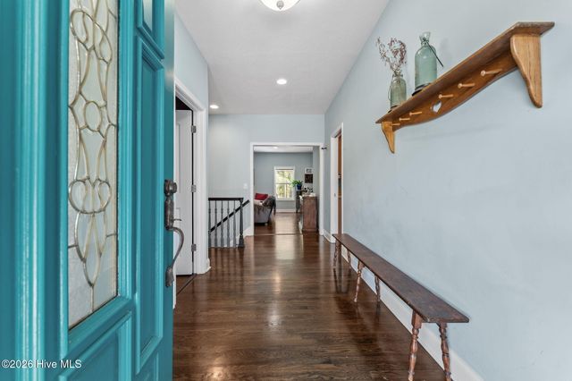 355 Queens Cove Way, Whispering Pines, NC 28327