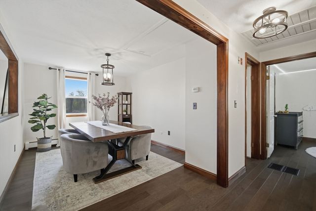 563 Pochassic Rd., Westfield, MA 01085