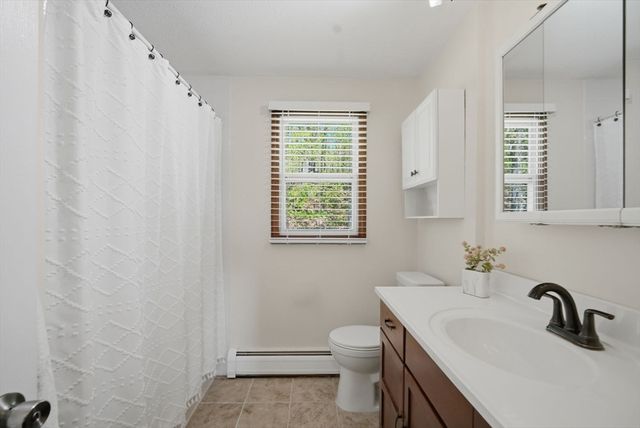 563 Pochassic Rd., Westfield, MA 01085