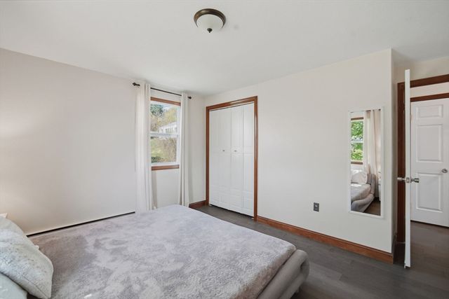 563 Pochassic Rd., Westfield, MA 01085