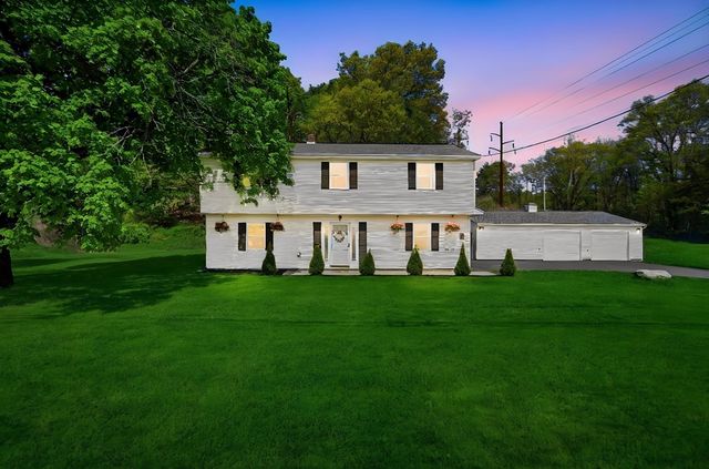 563 Pochassic Rd., Westfield, MA 01085