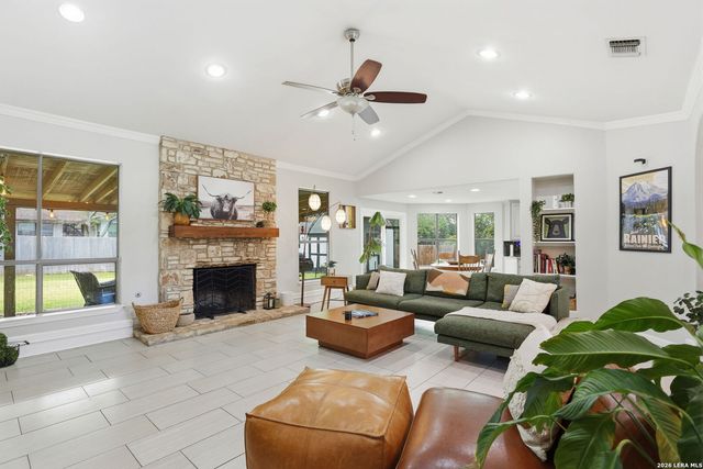 7626 Tippit Trl, San Antonio, TX 78240