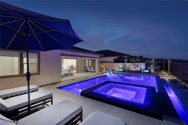 351 Tigullio Avenue, Henderson, NV 89011