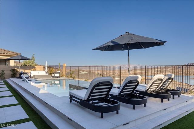 351 Tigullio Avenue, Henderson, NV 89011