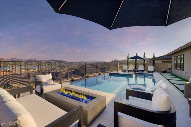 351 Tigullio Avenue, Henderson, NV 89011