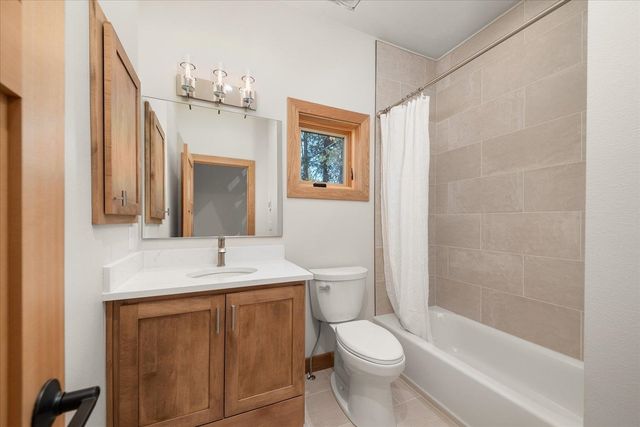 1417 S Ivory St, Spokane, WA 99203