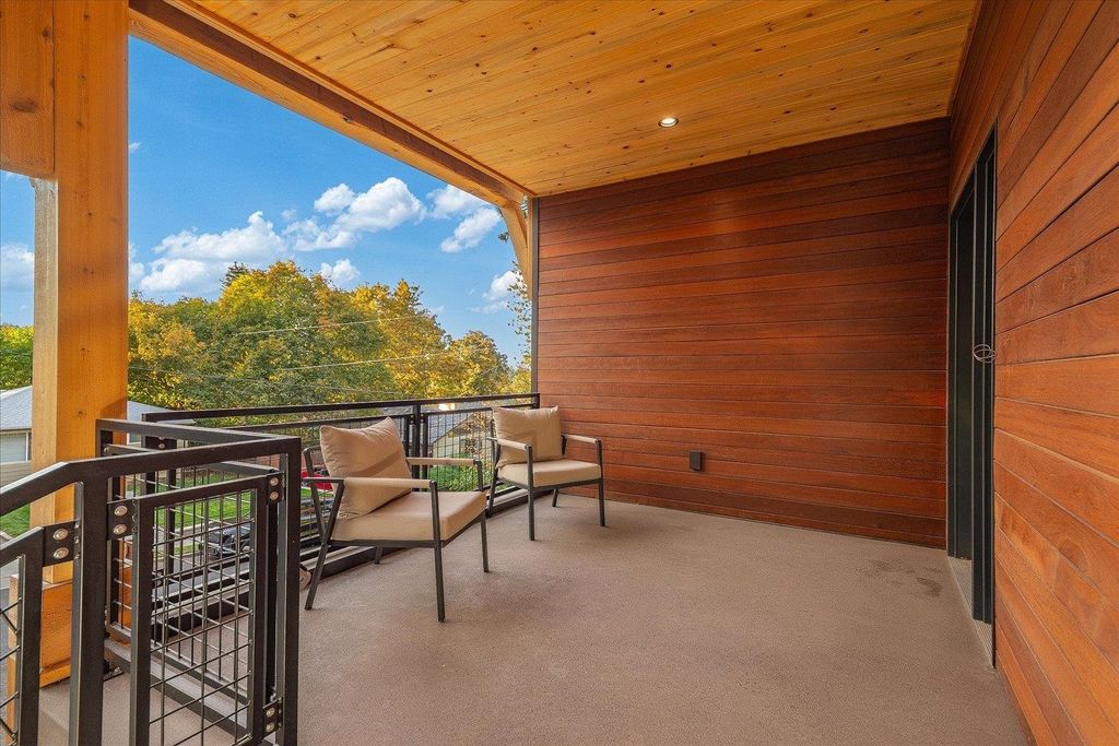 1417 S Ivory St, Spokane, WA 99203 photo 2