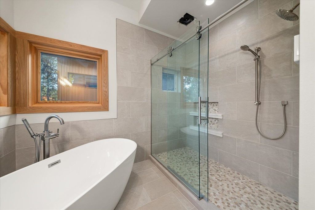 1417 S Ivory St, Spokane, WA 99203 photo 29