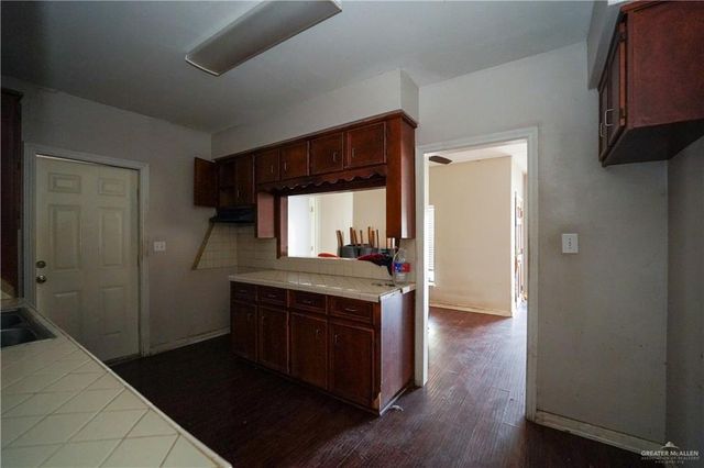 503 E Bowie Avenue, Alamo, TX 78516