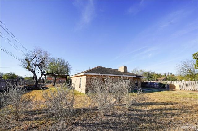 503 E Bowie Avenue, Alamo, TX 78516