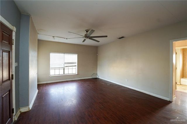 503 E Bowie Avenue, Alamo, TX 78516