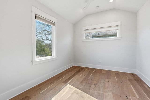 2921 Lyons RD 1, Austin, TX 78702