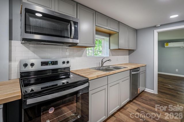 19513 Meridian Street, Cornelius, NC 28031