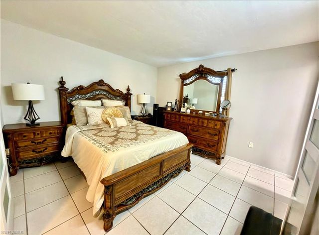 1104 SE 8th ST # 5, Cape Coral, FL 33990