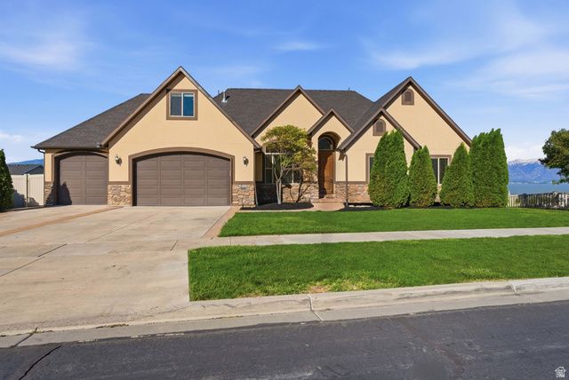 2894 S FOX POINTE DR, Saratoga Springs, UT 84045