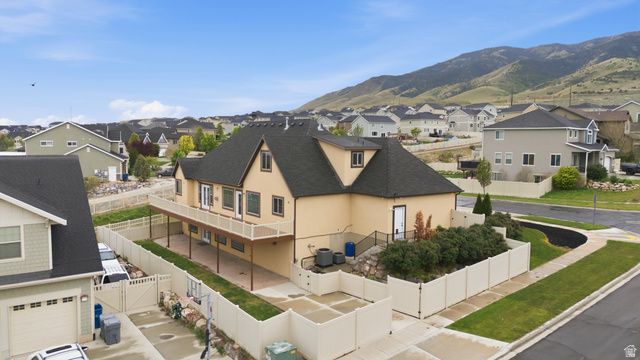 2894 S FOX POINTE DR, Saratoga Springs, UT 84045