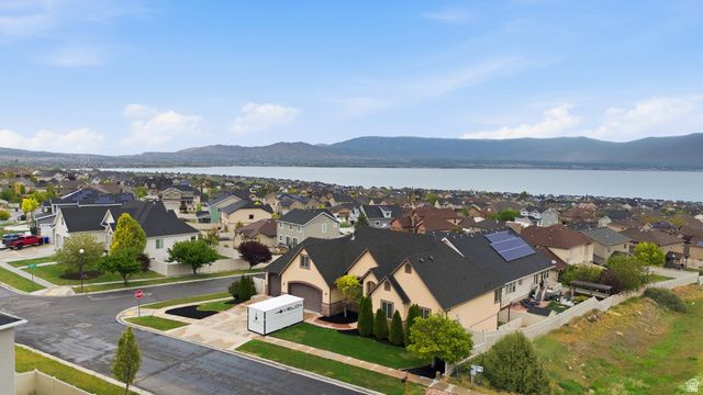 2894 S FOX POINTE DR, Saratoga Springs, UT 84045