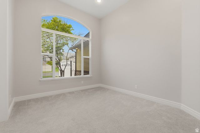 2894 S FOX POINTE DR, Saratoga Springs, UT 84045