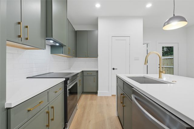 4503 Jamaica Street, Dallas, TX 75210