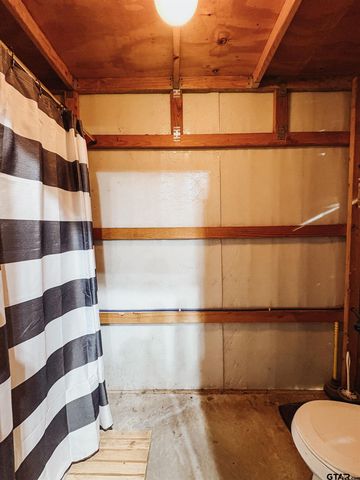 1303 CR 2314, Pittsburg, TX 75686