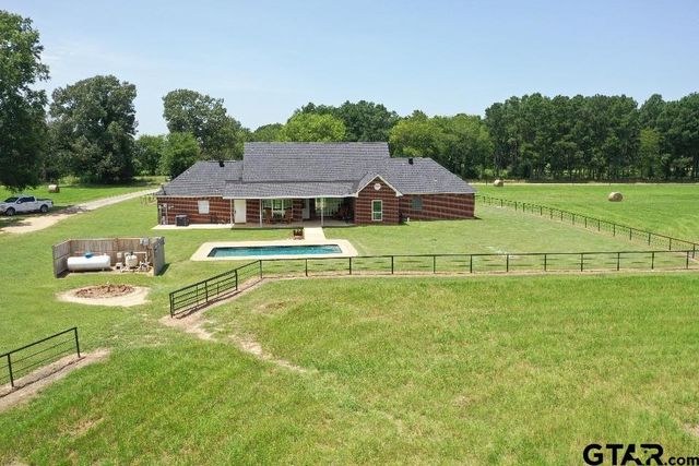 1303 CR 2314, Pittsburg, TX 75686