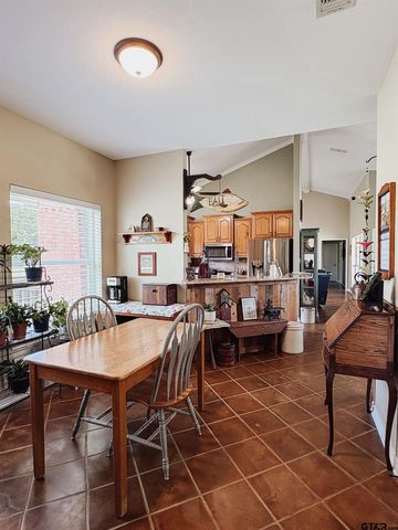 1303 CR 2314, Pittsburg, TX 75686