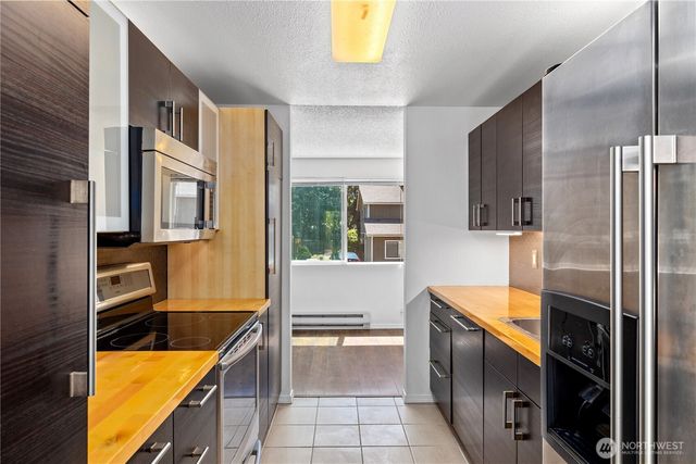 24814 SE 145th Lane, Kent, WA 98042