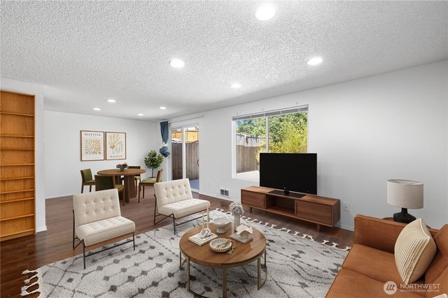 24814 SE 145th Lane, Kent, WA 98042