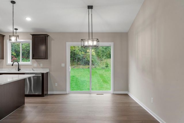 3250 Nottingham Road S, Saint Cloud, MN 56301