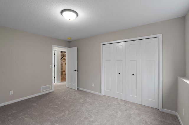 3250 Nottingham Road S, Saint Cloud, MN 56301